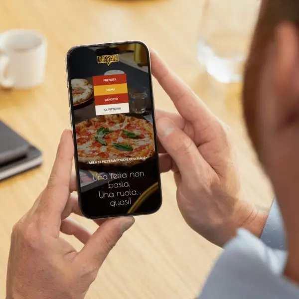 Esperienza mobile progettata per Area18 Pizzeria